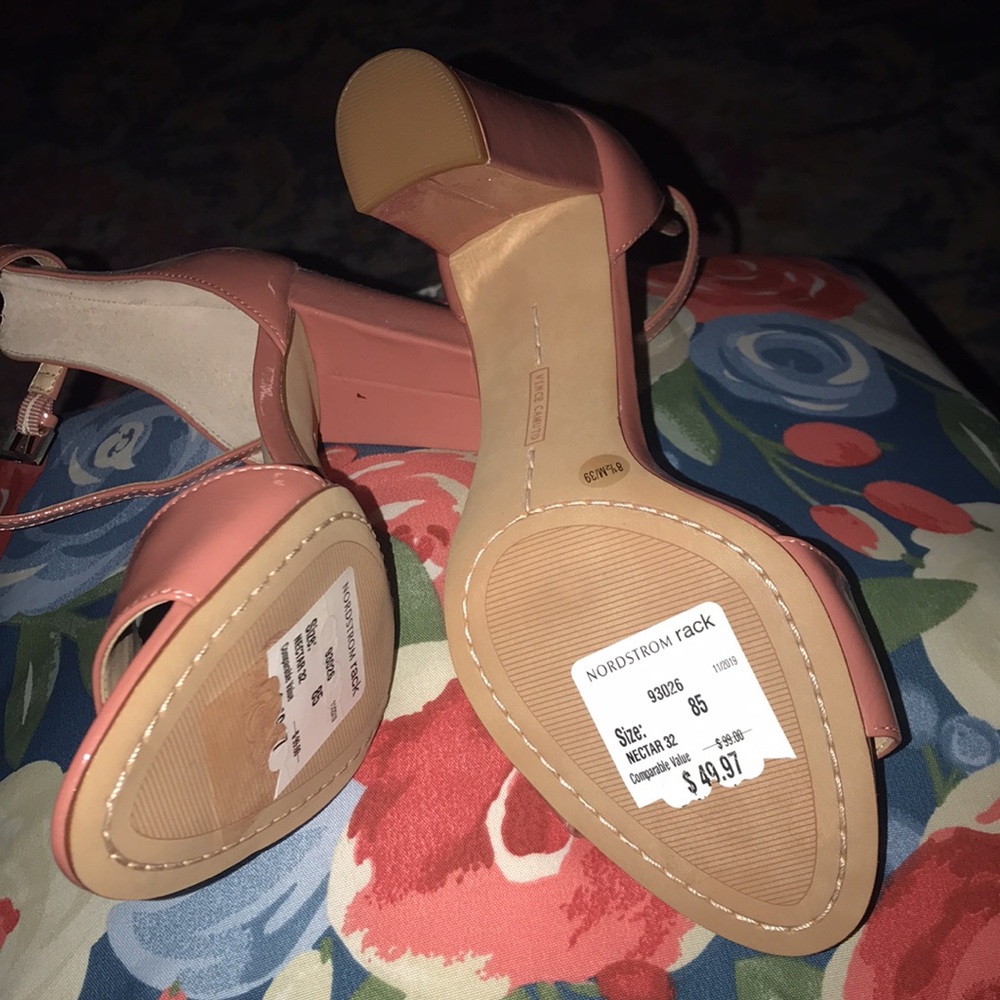 NWT Vince Camuto Corlina Ankle Strap Block Heel - Picture 8 of 9